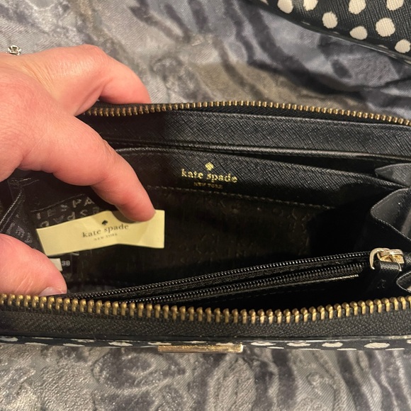 Kate spade polka dot handbag/shoulder strap accessory and matching wallet - Picture 3 of 10